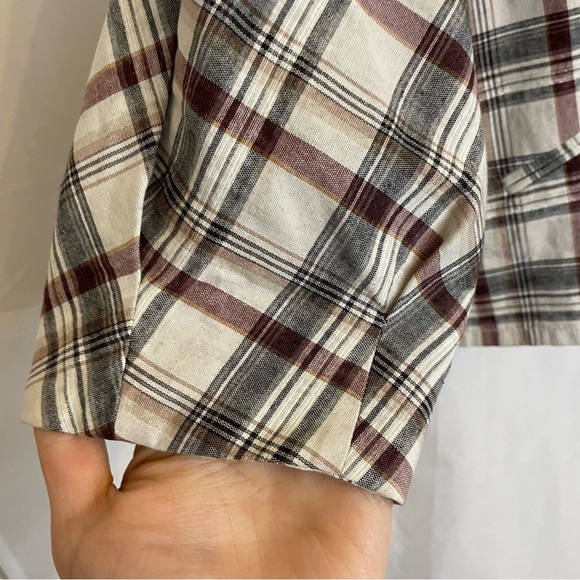 DONCASTER SPORT Women’s Tan White Red
Plaid Cropped Puff Sleeve Blazer Size 4 - Picture 6 of 15